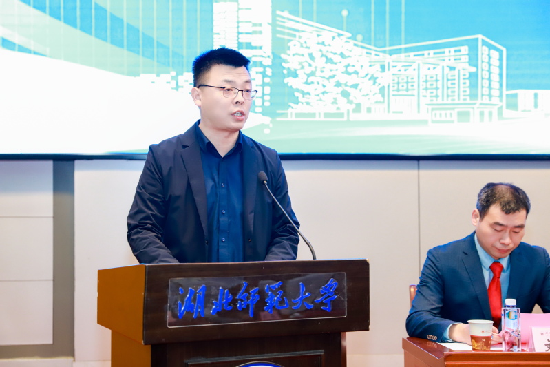 我(wo)校受邀參加(jia)湖(hú)北師範大(da)學(xué)2025級高(gao)等(deng)學(xué)歷(li)繼續教育新(xin)生(sheng)開學(xué)典禮