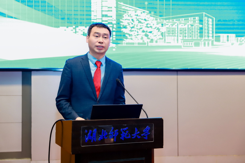 我(wo)校受邀參加(jia)湖(hú)北師範大(da)學(xué)2025級高(gao)等(deng)學(xué)歷(li)繼續教育新(xin)生(sheng)開學(xué)典禮